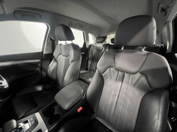 Audi Q5 Sport 40 TDI quattro 204 PS S tronic