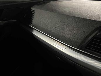 Audi Q5 Sport 40 TDI quattro 204 PS S tronic
