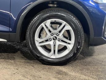 Audi Q5 Sport 40 TDI quattro 204 PS S tronic
