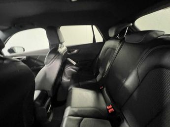 Audi Q2 S line 35 TFSI  150 PS S tronic