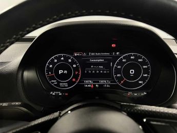 Audi Q2 S line 35 TFSI  150 PS S tronic