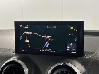 Audi Q2 S line 35 TFSI  150 PS S tronic