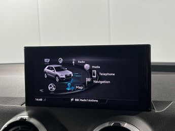 Audi Q2 S line 35 TFSI  150 PS S tronic
