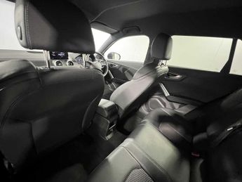 Audi Q2 S line 35 TFSI  150 PS S tronic