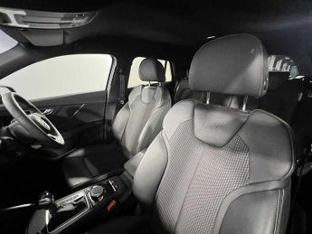 Audi Q2 S line 35 TFSI  150 PS S tronic