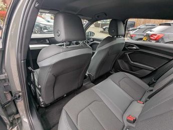 Audi A1 Sportback S line 35 TFSI  150 PS S tronic