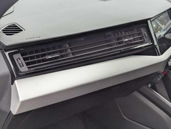 Audi A1 Sportback S line 35 TFSI  150 PS S tronic