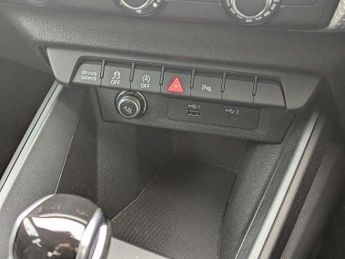 Audi A1 Sportback S line 35 TFSI  150 PS S tronic