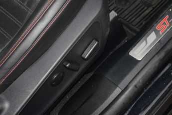 Ford Kuga 2.5 PHEV ST-Line X Edition 5dr CVT
