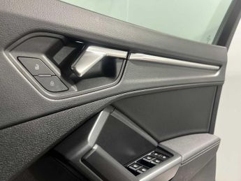 Audi Q3 Black Edition 35 TFSI  150 PS S tronic