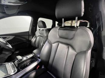 Audi Q7 S line 45 TDI quattro 231 PS tiptronic
