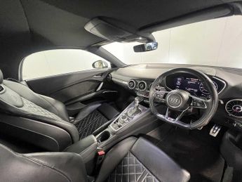 Audi TTS Roadster TFSI  306 PS S tronic