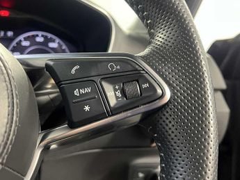Audi TTS Roadster TFSI  306 PS S tronic
