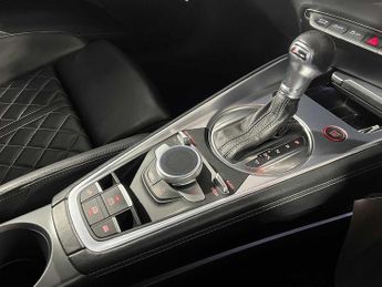 Audi TTS Roadster TFSI  306 PS S tronic