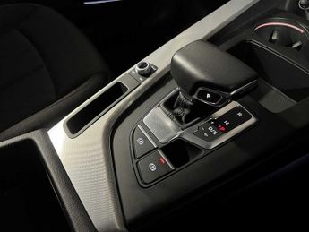 Audi A4 Avant Technik 35 TFSI  150 PS S tronic