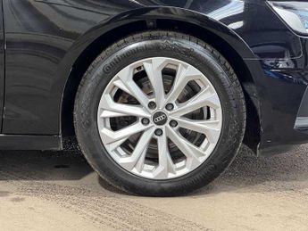 Audi A4 Avant Technik 35 TFSI  150 PS S tronic