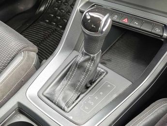 Audi Q3 S line 40 TFSI quattro 190 PS S tronic