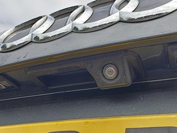 Audi Q3 S line 40 TFSI quattro 190 PS S tronic