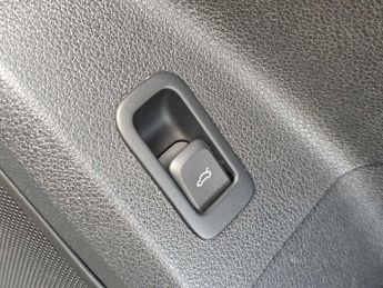 Audi Q2 S line 35 TFSI  150 PS S tronic