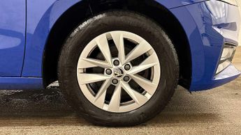 SKODA Fabia 1.0 TSI 110 SE Comfort 5dr DSG