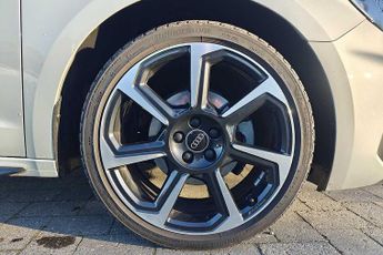 Audi A1 Sportback Black Edition 30 TFSI  116 PS S tronic