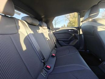 Audi A1 Sportback Black Edition 30 TFSI  116 PS S tronic