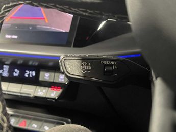 Audi A3 Saloon Edition 1 35 TFSI  150 PS S tronic