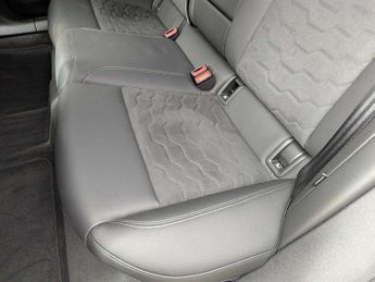 Audi A6 Avant Edition 1 e-tron performance  270,00 kW