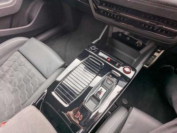 Audi A6 Avant Edition 1 e-tron performance  270,00 kW