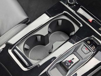 Audi A6 Avant Edition 1 e-tron performance  270,00 kW