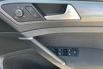 Volkswagen Golf 1.5 TSI EVO SE [Nav] 5dr DSG