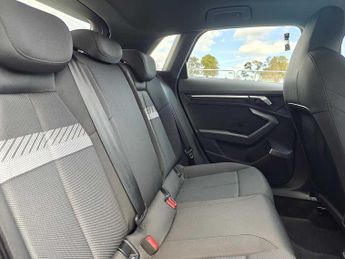 Audi A3 Sportback Sport 40 TFSI e  204 PS S tronic