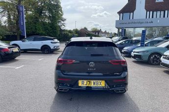 Volkswagen Golf 1.5 eTSI 150 R-Line 5dr DSG