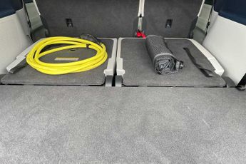 Volkswagen ID. Buzz 210kW Style Pro 86kWh 5dr LWB Auto [7 Seat]