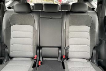 Volkswagen Tiguan Allspace 1.5 TSI EVO R-Line Tech 5dr DSG