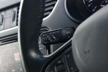 SKODA Octavia 1.6 TDI SE Business (110PS) DSG 5Dr H/Back