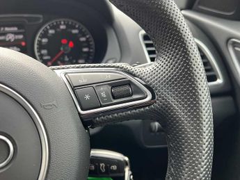 Audi Q3 Black Edition 2.0 TFSI quattro 180 PS S tronic