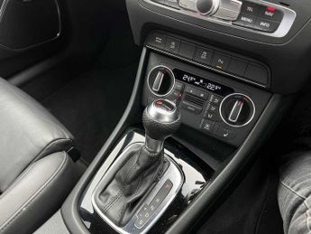 Audi Q3 Black Edition 2.0 TFSI quattro 180 PS S tronic