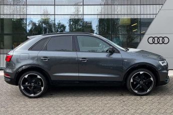 Audi Q3 Black Edition 2.0 TFSI quattro 180 PS S tronic