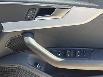 Audi A4 Sport 35 TFSI  150 PS S tronic