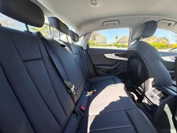 Audi A4 Sport 35 TFSI  150 PS S tronic