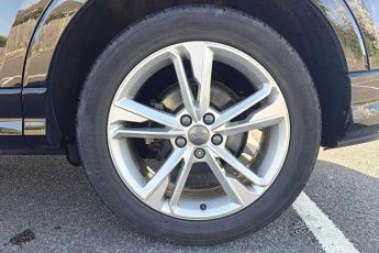 Audi Q3 S line 35 TFSI  150 PS S tronic