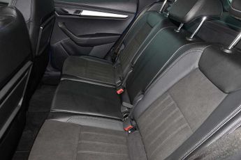SKODA Karoq 1.5 TSI SE L 5dr DSG