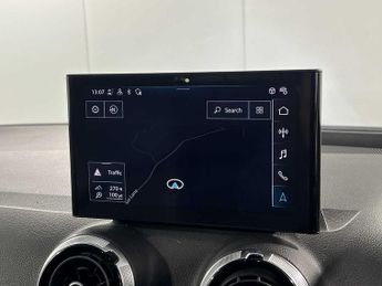 Audi Q2 S line 35 TFSI  150 PS S tronic
