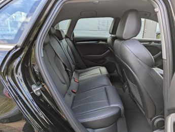 Audi A3 Sportback Sport 35 TFSI  150 PS S tronic
