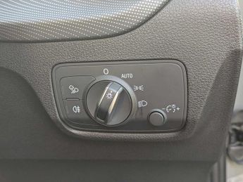 Audi Q2 Edition 1 1.4 TFSI cylinder on demand  150 PS S tronic