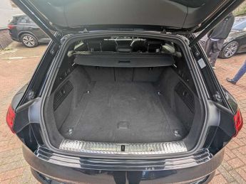 Audi e-tron Launch Edition 55 quattro 300,00 kW