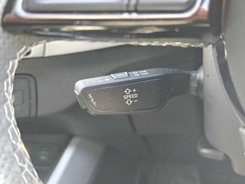 Audi Q2 Black Edition 35 TFSI  150 PS S tronic