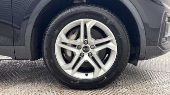 Audi Q5 Sport 50 TFSI e quattro 299 PS S tronic