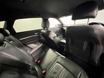 Audi e-tron Black Edition 50 quattro 230,00 kW